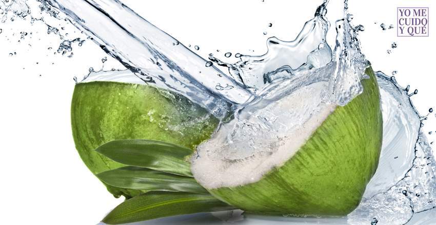 Los principales beneficios del agua de coco